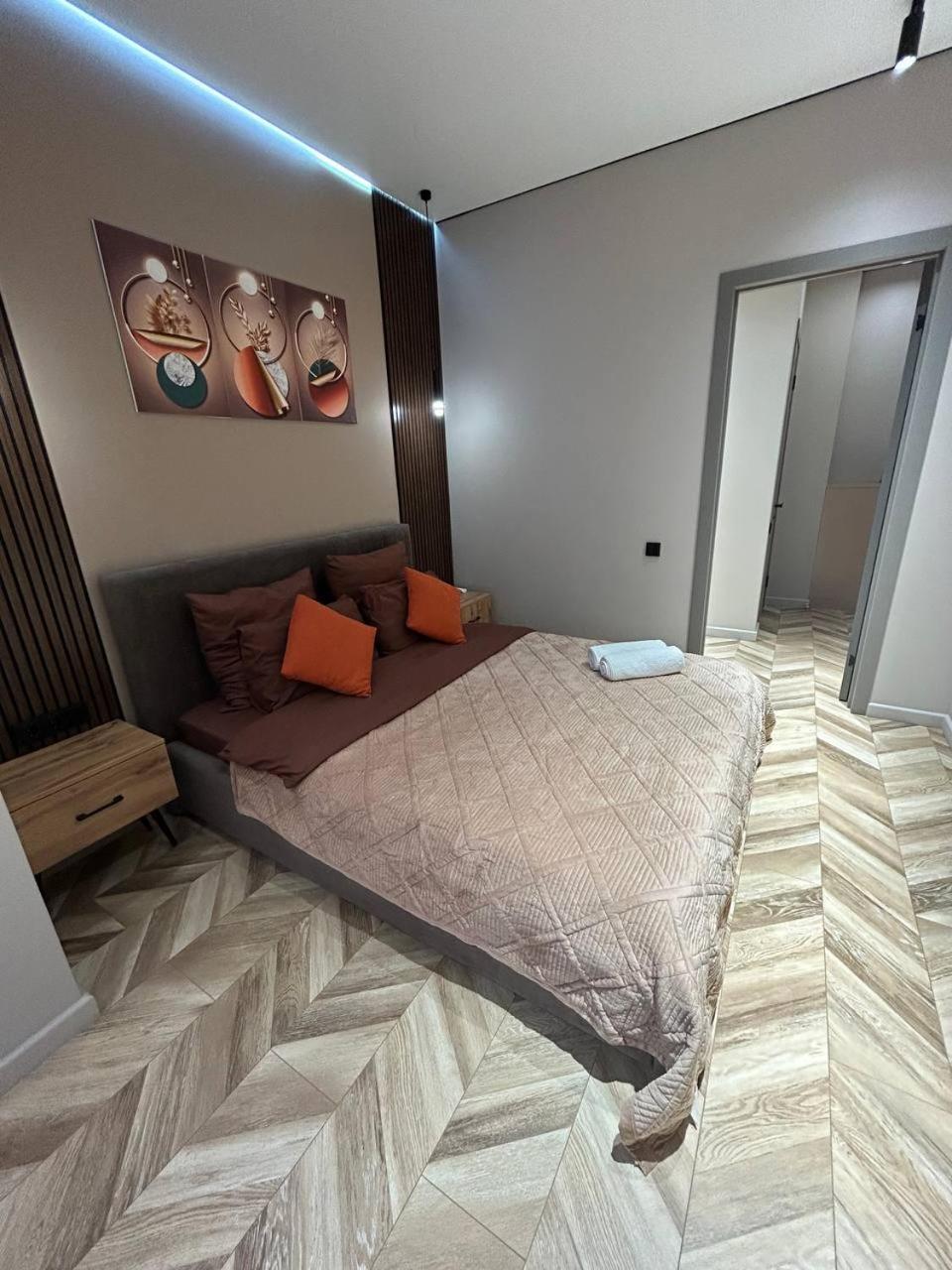 Comfort 2-room Apartment *